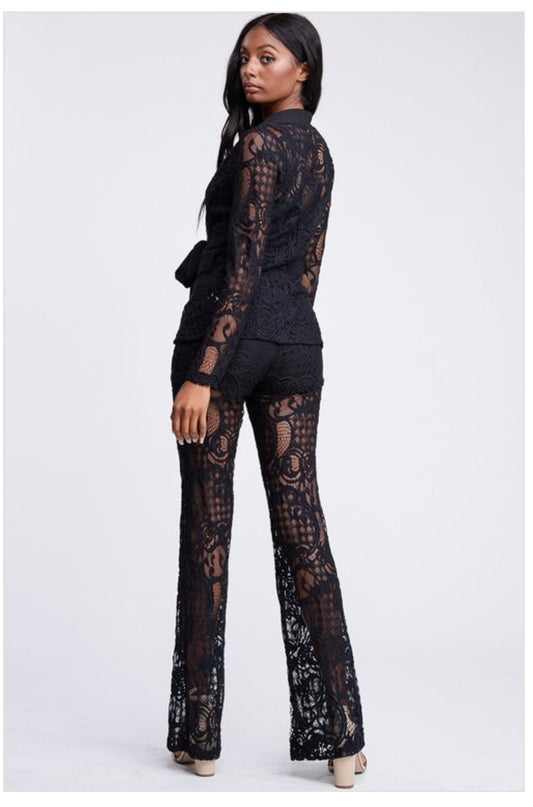 Lacey suit