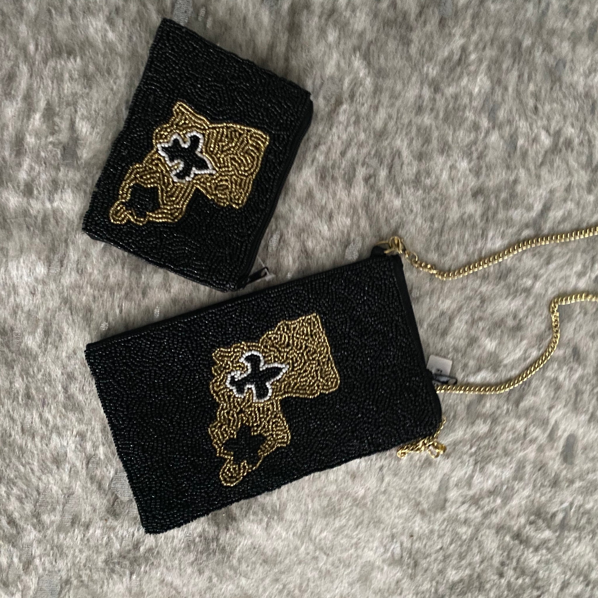 Fleur de lis cross bag
